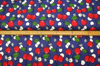 25228-15 ''Very Cherry'' print